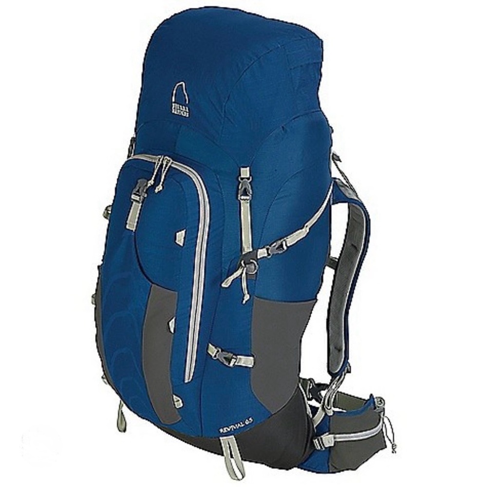 *NWT* Revival 65 M/L by Sierra Designs®
3,800 Cubic Inches (65 Liters)